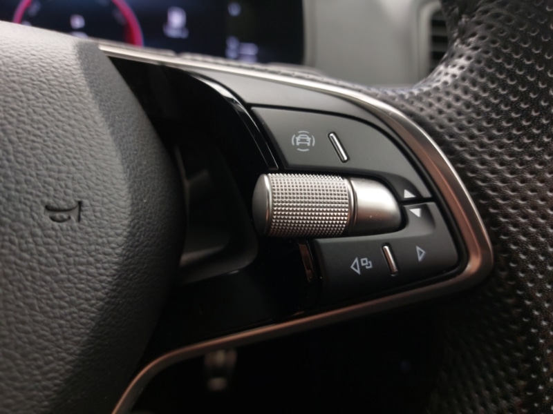 Used Skoda Karoq 2024 for sale - 76614106: Photo 17