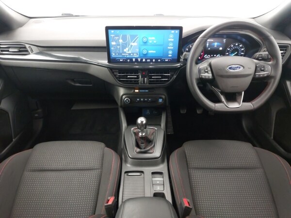 Used Ford Focus 2023 for sale - 76165997: Photo 2