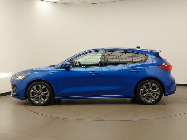 Used Ford Focus 2023 for sale - 76165997: Photo 4