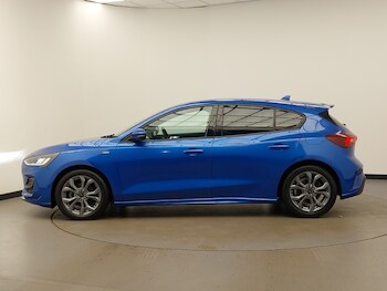 Used Ford Focus 2023 for sale - 76165997: Photo 4