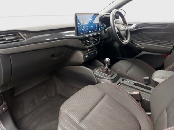 Used Ford Focus 2023 for sale - 76165997: Photo 5