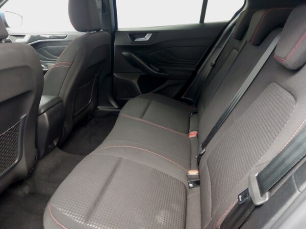 Used Ford Focus 2023 for sale - 76165997: Photo 6