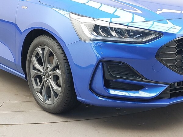 Used Ford Focus 2023 for sale - 76165997: Photo 9