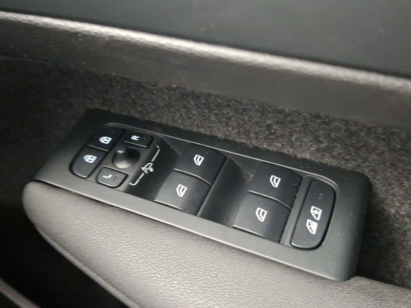 Used Volvo XC40 2024 for sale - 78013436: Photo 19