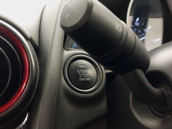 Used Mazda Mazda2 2024 for sale - 76054636: Photo 16