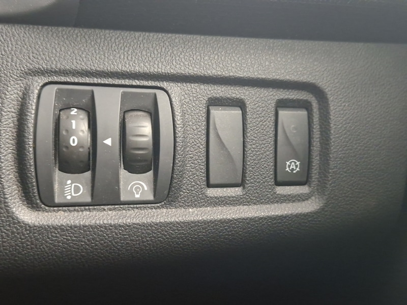 Used Renault Clio 2017 for sale - 78040746: Photo 18