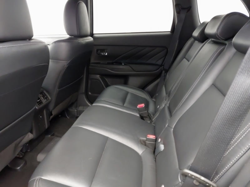 Used Mitsubishi Outlander 2018 for sale - 76834347: Photo 6