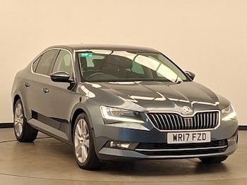Used Skoda Superb 2017 for sale - 79529468: Photo