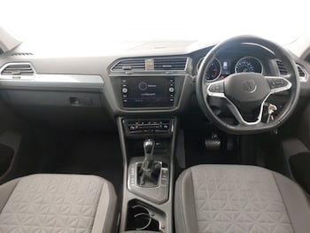 Used Volkswagen Tiguan 2023 for sale - 75738231: Photo