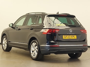 Used Volkswagen Tiguan 2023 for sale - 75738231: Photo