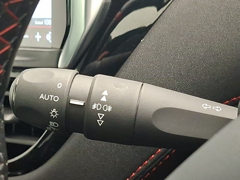 Used Peugeot 208 2017 for sale - 78151105: Photo 17