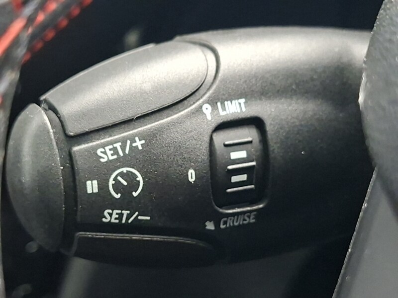 Used Peugeot 208 2017 for sale - 78151105: Photo 18