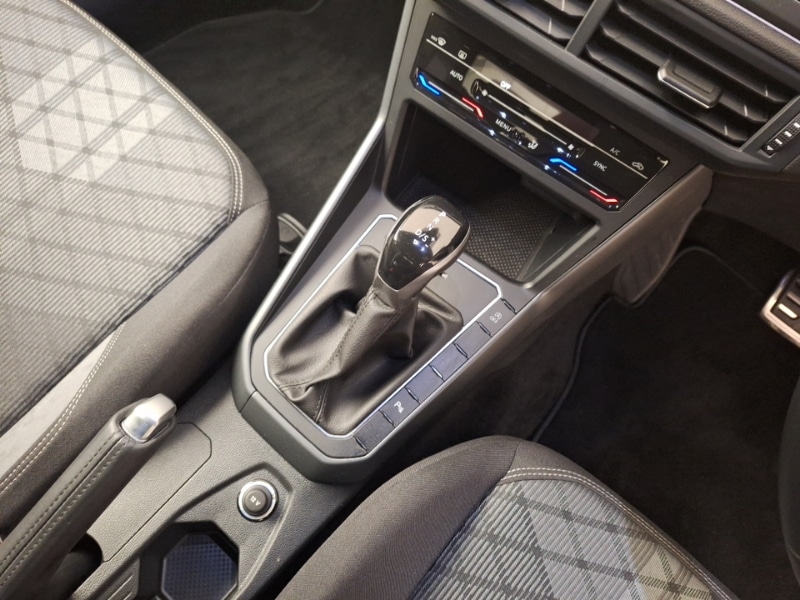 Used Volkswagen Polo 2024 for sale - 76403785: Photo 11