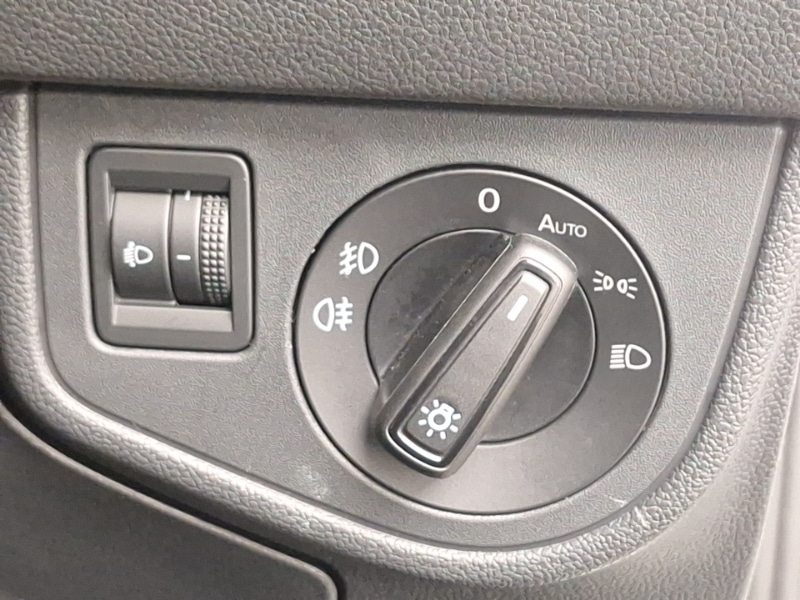 Used Volkswagen Polo 2024 for sale - 76403785: Photo 15