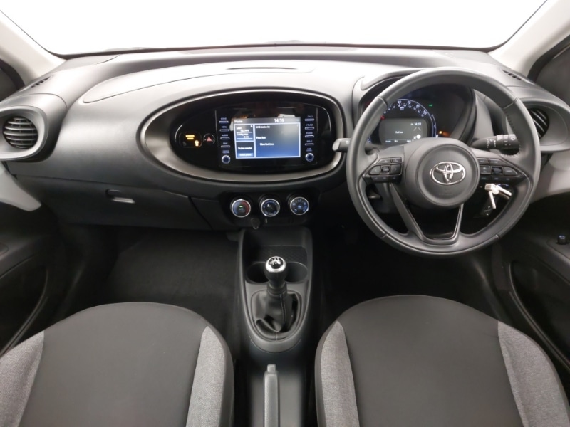 Used Toyota Aygo X 2022 for sale - 76928470: Photo 2