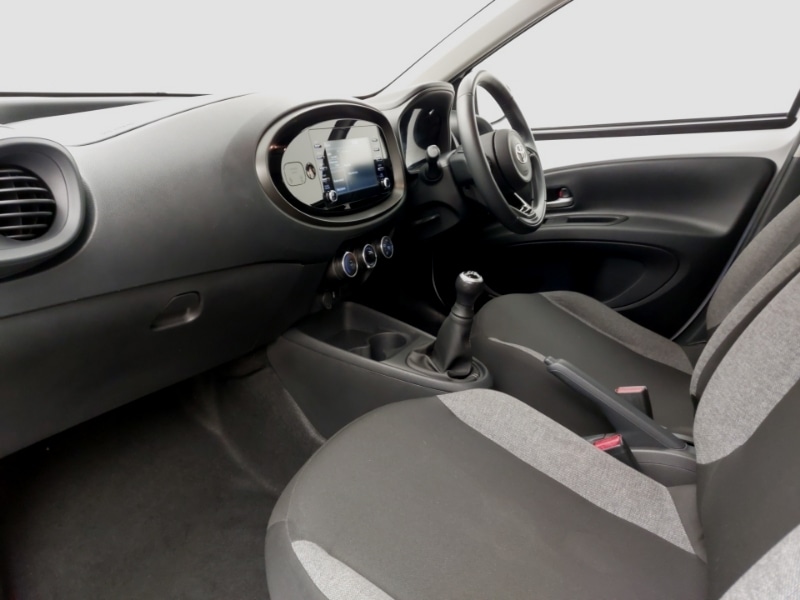 Used Toyota Aygo X 2022 for sale - 76928470: Photo 5