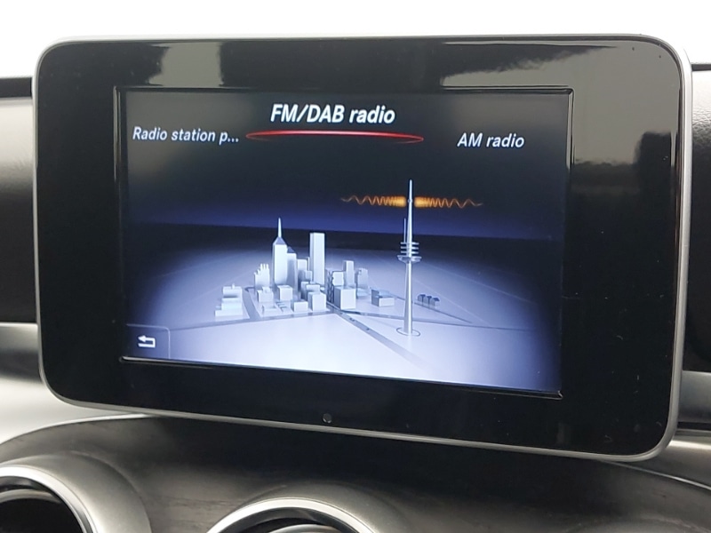 Used Mercedes-Benz C Class 2018 for sale - 76548913: Photo 17