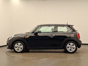 Used MINI Hatch 2018 for sale - 79452028: Photo
