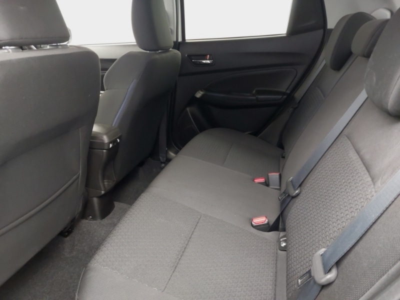 Used Suzuki Swift 2017 for sale - 76397374: Photo 6