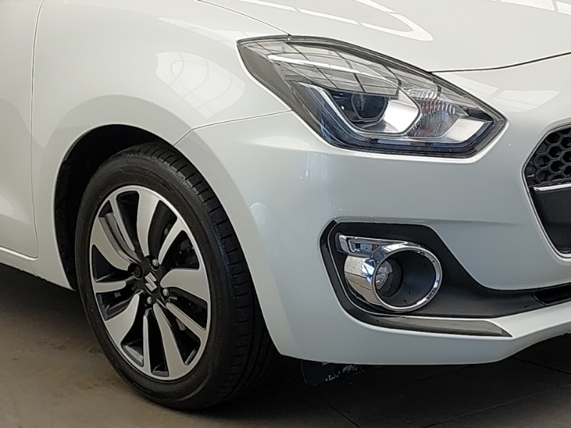 Used Suzuki Swift 2017 for sale - 76397374: Photo 9