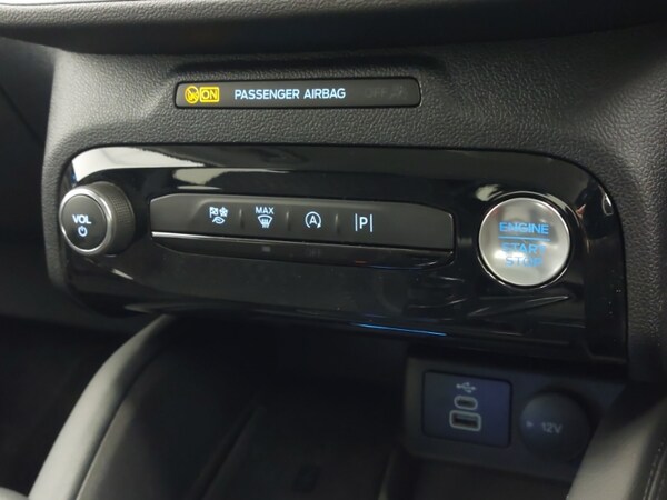 Used Ford Kuga 2025 for sale - 76070938: Photo 13