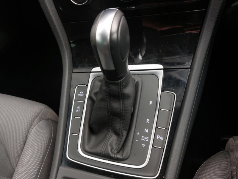 Used Volkswagen Golf 2020 for sale - 76053126: Photo 12