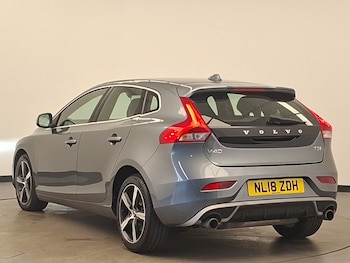 Used Volvo V40 2018 for sale - 78664611: Photo