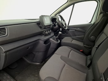 Used Renault Trafic 2024 for sale - 79452034: Photo
