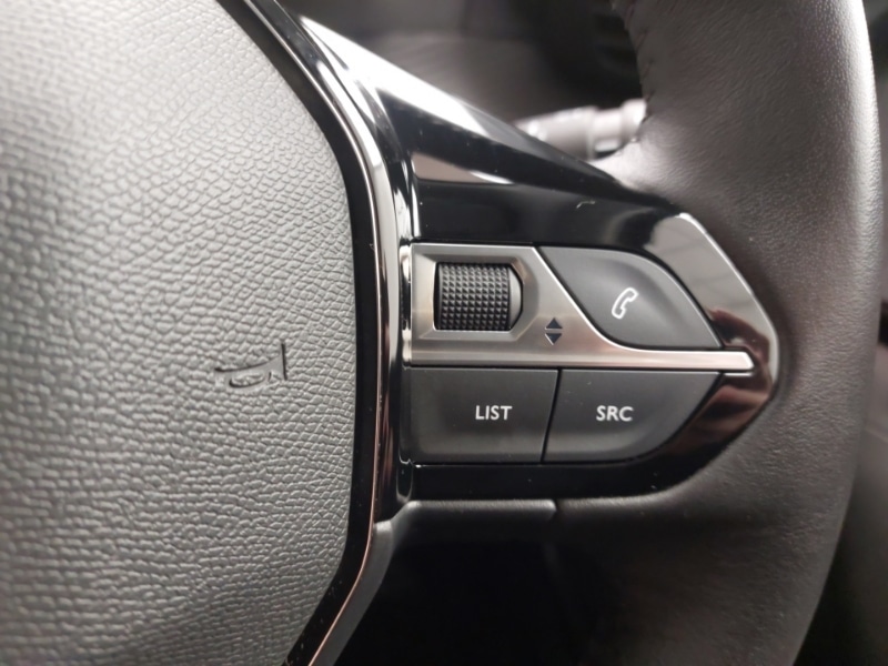 Used Peugeot 2008 2022 for sale - 76560429: Photo 13