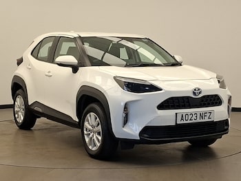 Used Toyota Yaris Cross 2023 for sale - 79339360: Photo
