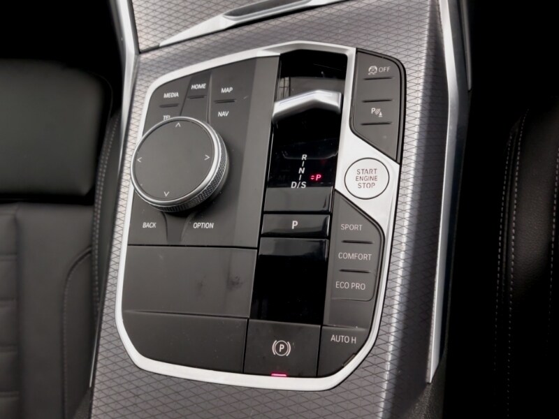 Used BMW 3 Series 2024 for sale - 76055055: Photo 12
