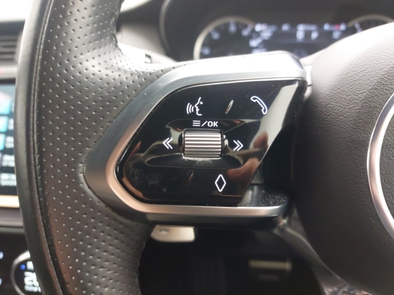 Used Jaguar E-Pace 2021 for sale - 76651447: Photo 16