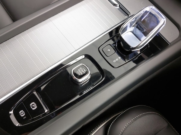 Used Volvo XC60 2024 for sale - 75714844: Photo 12