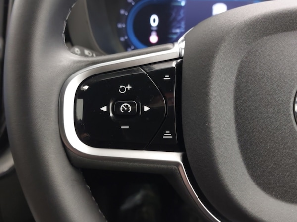 Used Volvo XC60 2024 for sale - 75714844: Photo 16