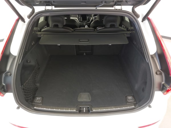 Used Volvo XC60 2024 for sale - 75714844: Photo 8