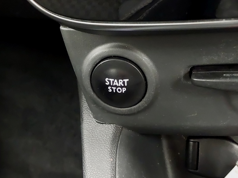 Used Renault Clio 2016 for sale - 76741709: Photo 13