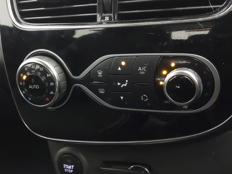 Used Renault Clio 2016 for sale - 76741709: Photo 14