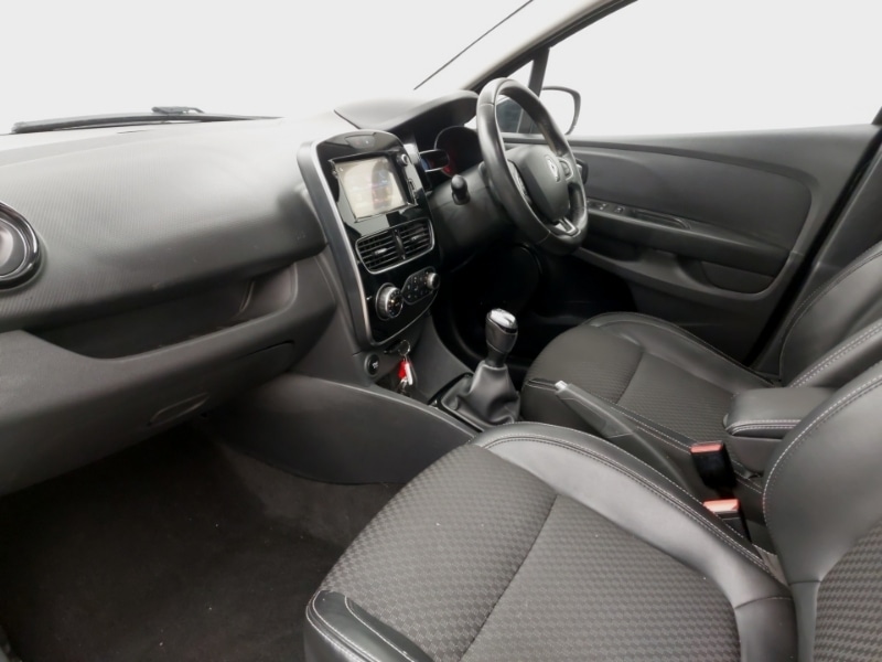 Used Renault Clio 2016 for sale - 76741709: Photo 5