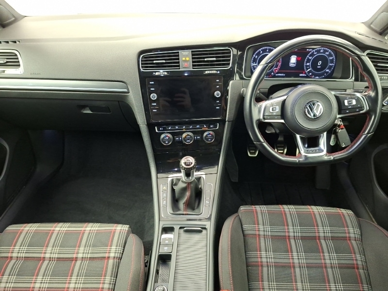 Used Volkswagen Golf 2019 for sale - 77579959: Photo 2