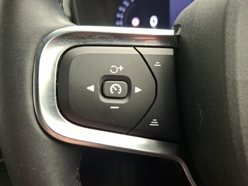 Used Volvo XC40 2024 for sale - 77933355: Photo 14