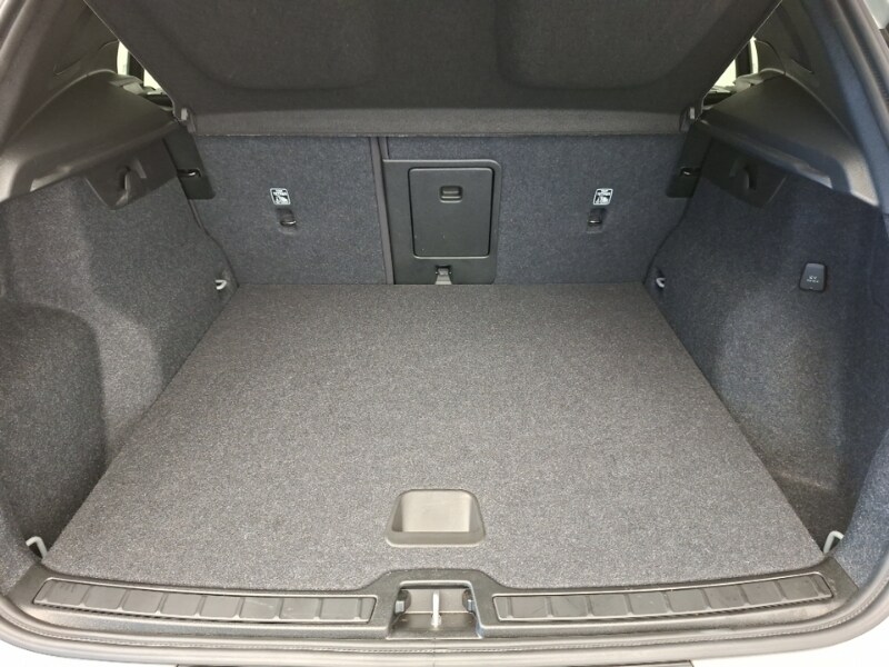 Used Volvo XC40 2024 for sale - 77933355: Photo 8