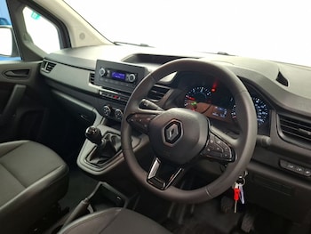 Used Renault Kangoo 2024 for sale - 78317845: Photo