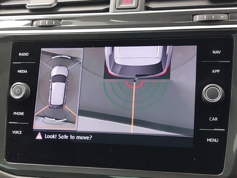 Used Volkswagen Tiguan 2019 for sale - 76533429: Photo 11