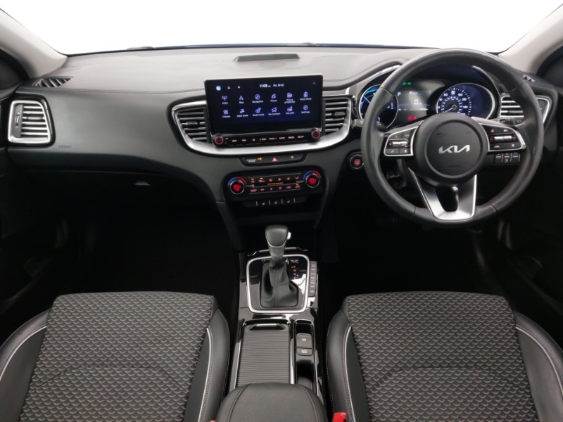 Used Kia XCeed 2023 for sale - 76928472: Photo 2