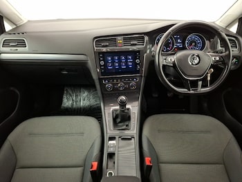 Used Volkswagen Golf 2019 for sale - 77371308: Photo