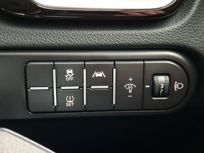 Used Kia XCeed 2023 for sale - 77664076: Photo 18