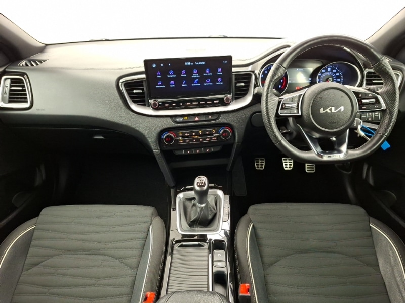 Used Kia XCeed 2023 for sale - 77664076: Photo 2