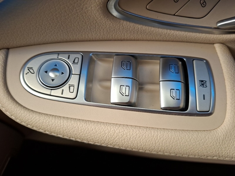 Used Mercedes-Benz C Class 2016 for sale - 78183845: Photo 12