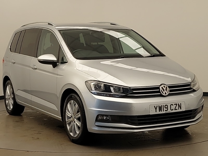 Used Volkswagen Touran 2019 for sale - 76130017: Photo 1