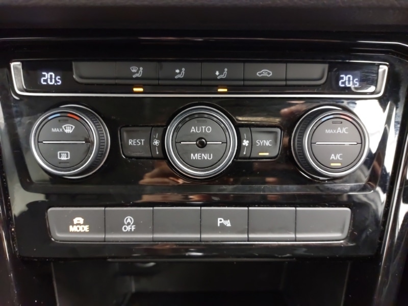 Used Volkswagen Touran 2019 for sale - 76130017: Photo 14